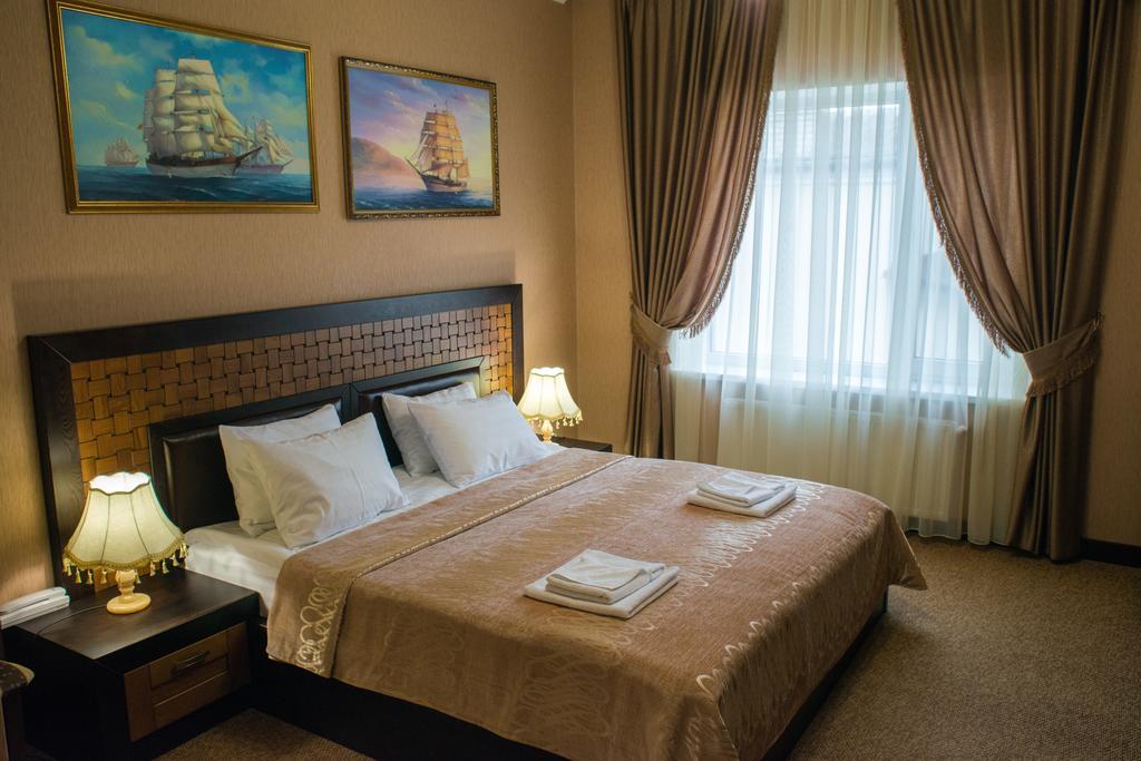 Sapsan Hotell Ternopil Rom bilde