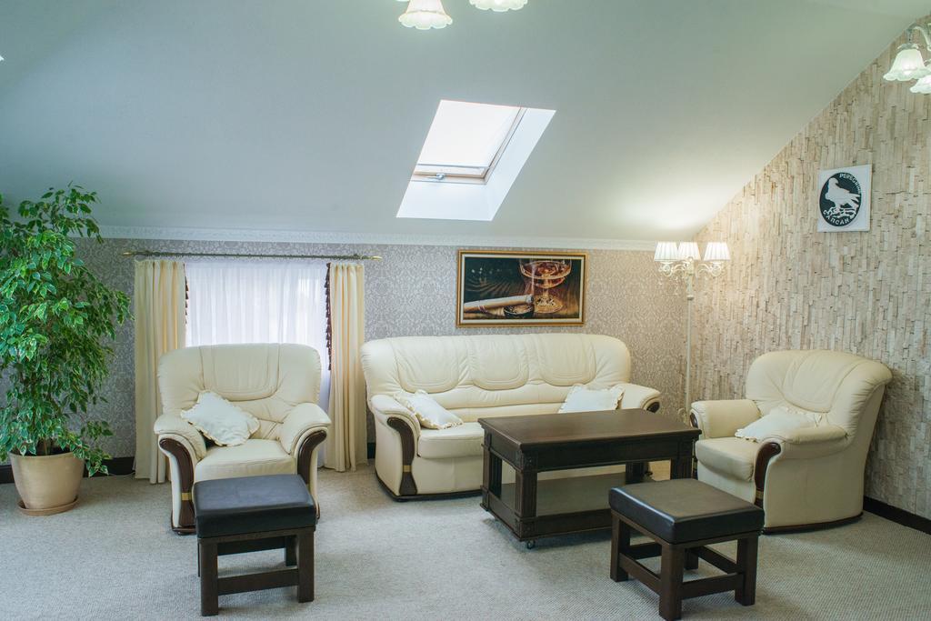 Sapsan Hotell Ternopil Rom bilde