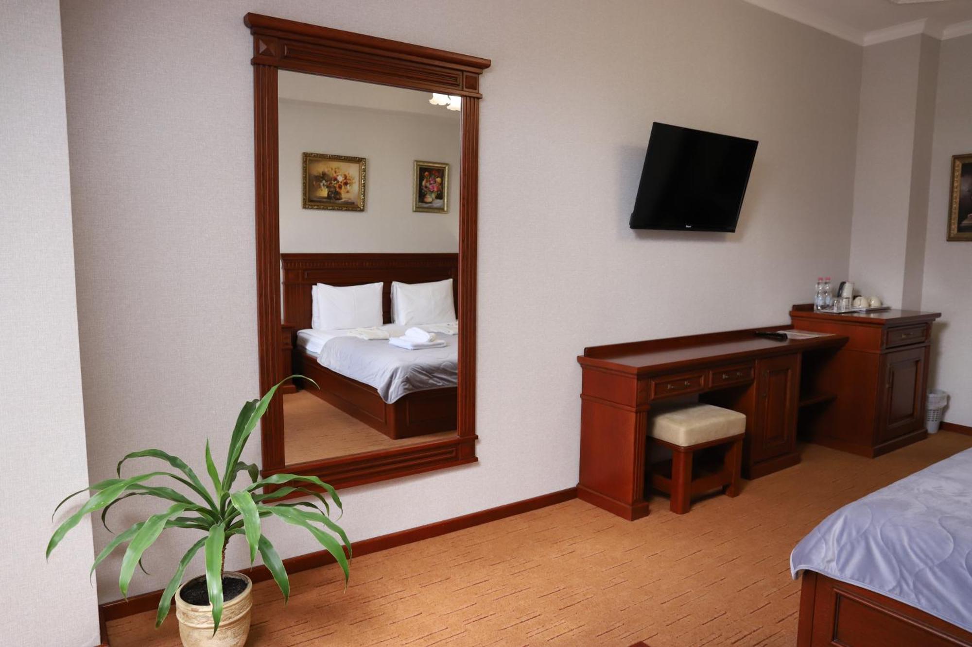Sapsan Hotell Ternopil Eksteriør bilde