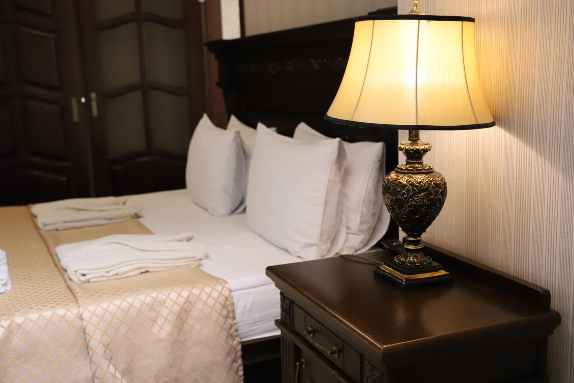 Sapsan Hotell Ternopil Eksteriør bilde
