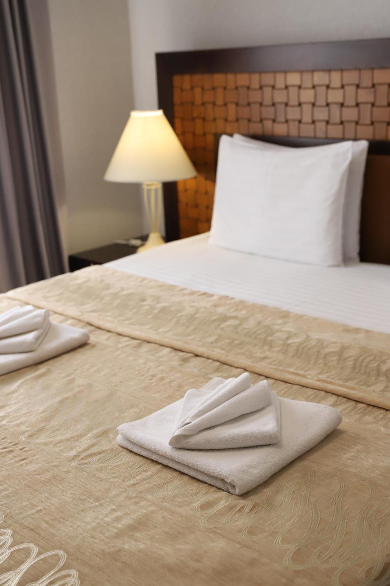 Sapsan Hotell Ternopil Eksteriør bilde