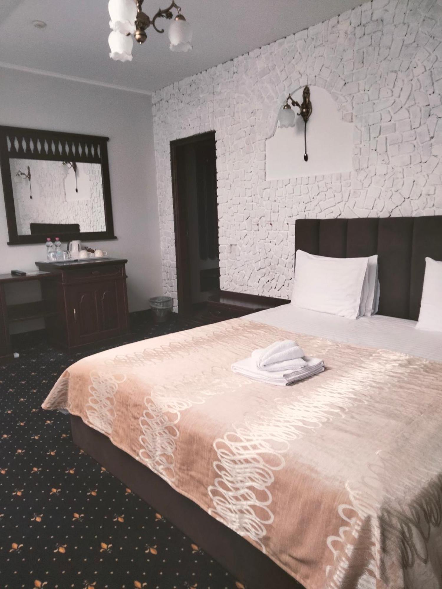 Sapsan Hotell Ternopil Eksteriør bilde